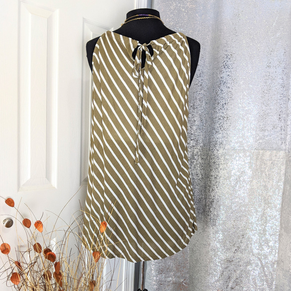 🆕 NY & Co Sleeveless Top Sz XL - Picture 3 of 3